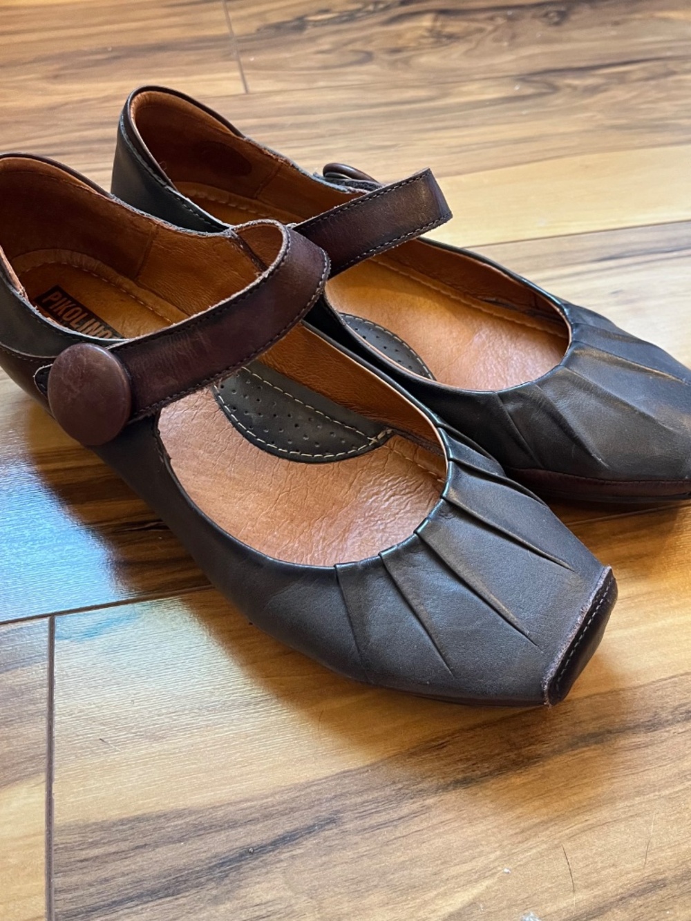 Pikolinos Gandia Mary Jane pumps (Size 38 or 7.5) - Picture 3 of 5